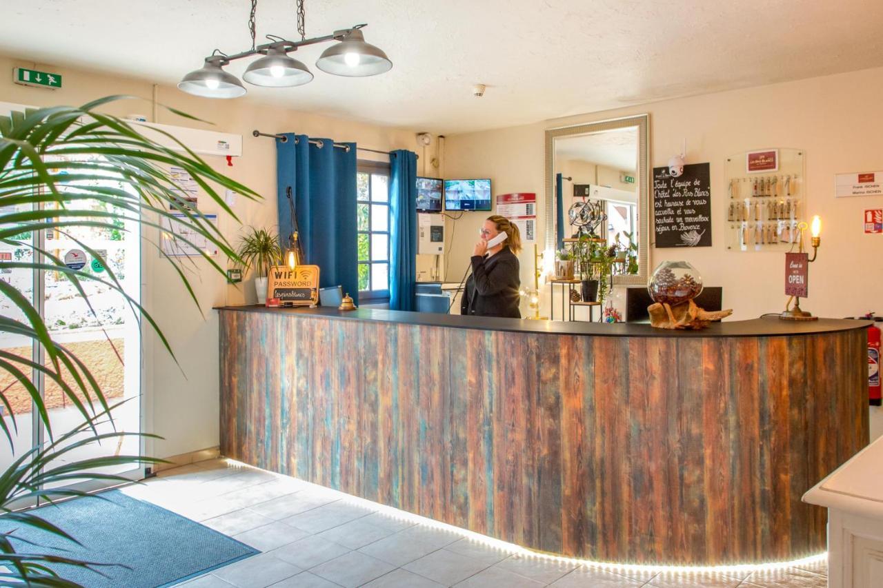 Les Pins Blancs En Provence Hotel Льо Муи Екстериор снимка