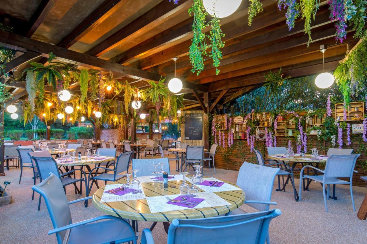 Les Pins Blancs En Provence Hotel Льо Муи Екстериор снимка