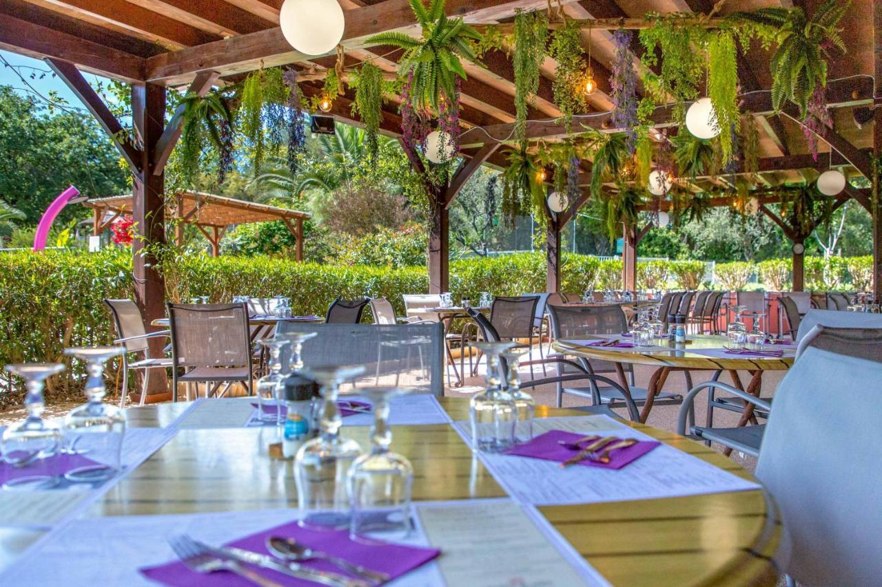Les Pins Blancs En Provence Hotel Льо Муи Екстериор снимка